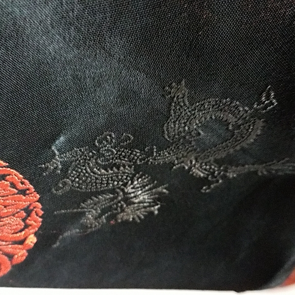 Jing Xia Vest - Picture 3 of 13